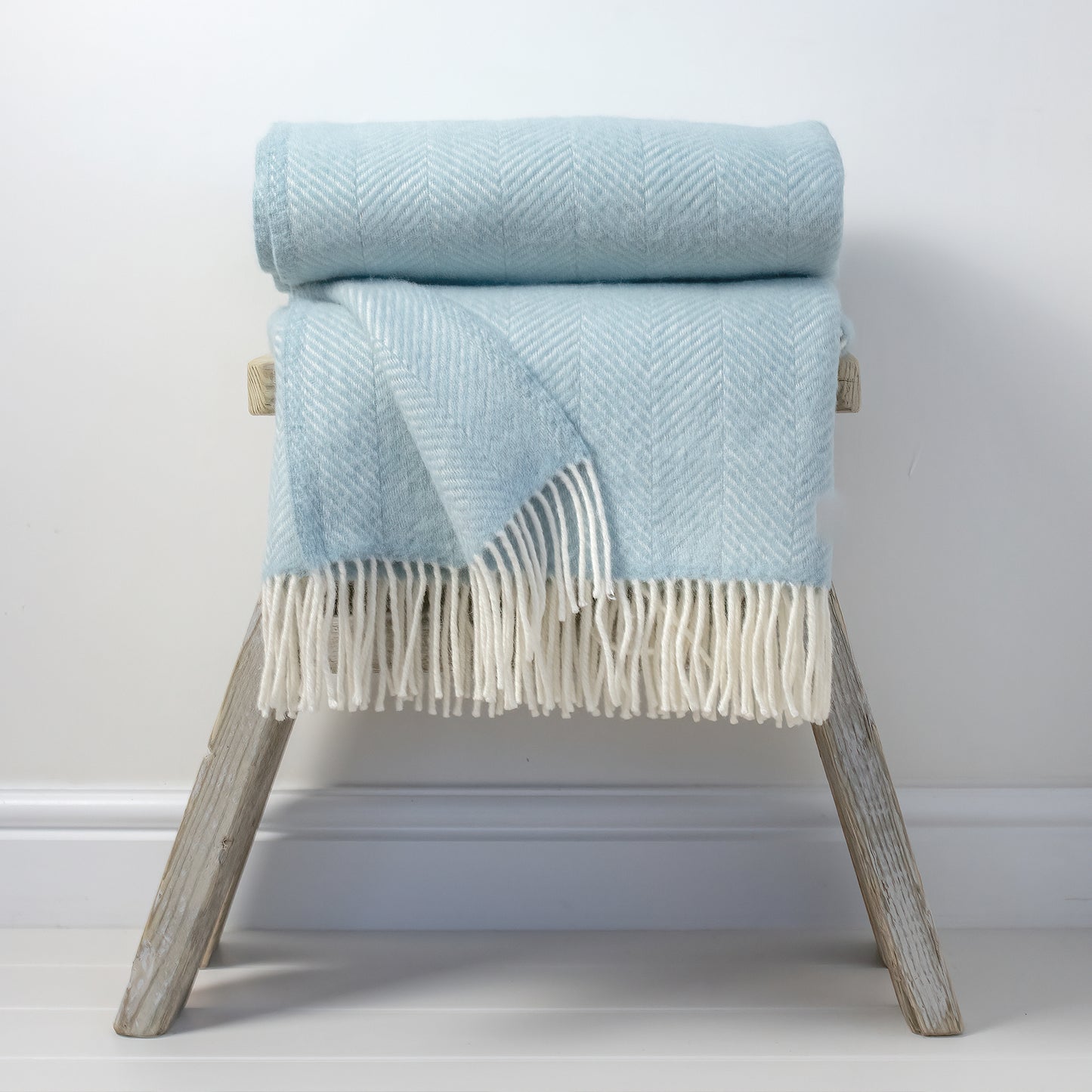 Pure Wool Throw – Duck Egg Blue