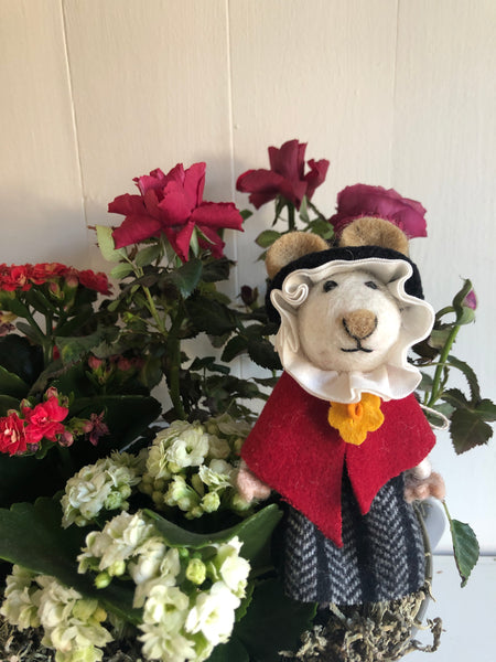 Welsh lady felt mouse.