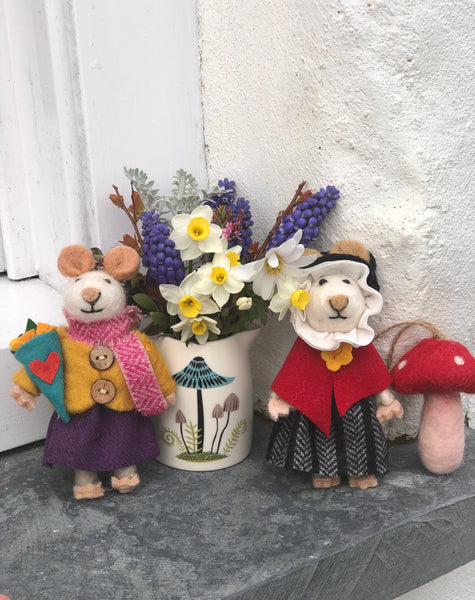 Welsh lady felt mouse.